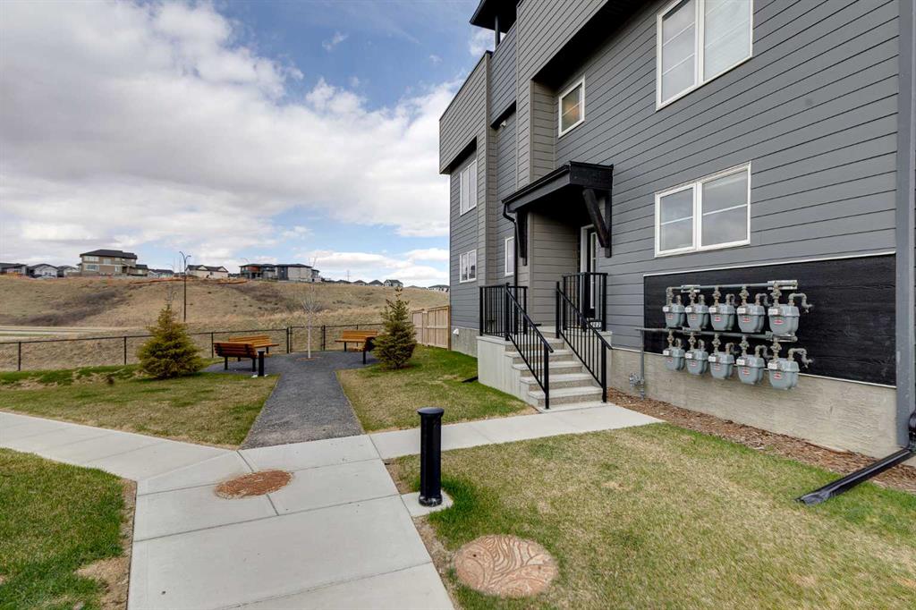Additional image 3 of 302-260 Rowley Way NW, Calgary, AB, T3L 0H5