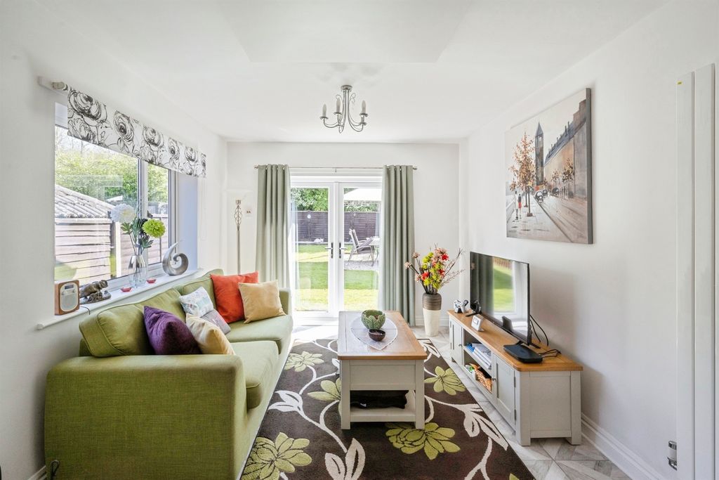 Additional image 6 of 4 bed detached house for saleStather Road, Burton-Upon-Stather, Scunthorpe DN15