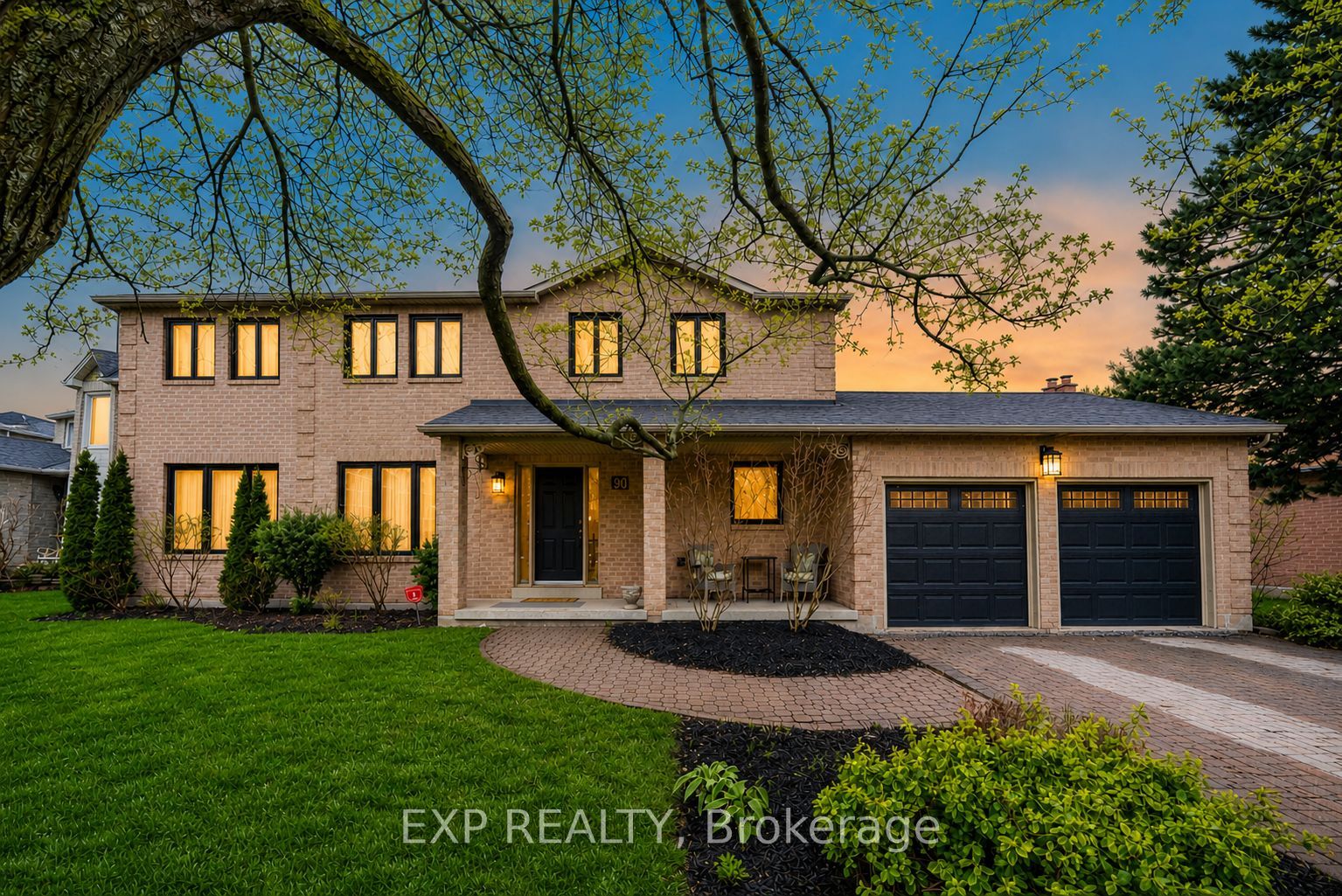 90 Brillinger Street, Richmond Hill, ON, L4C 8Y3