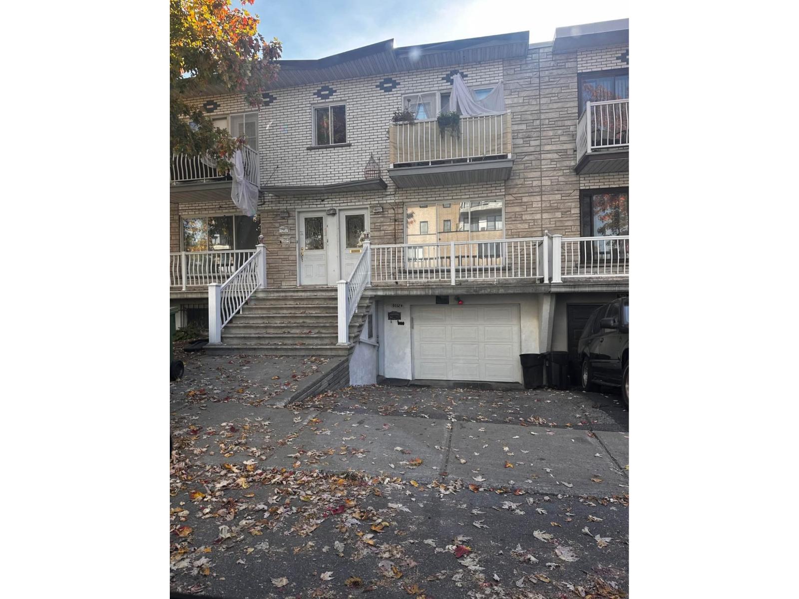 8030 Rue George