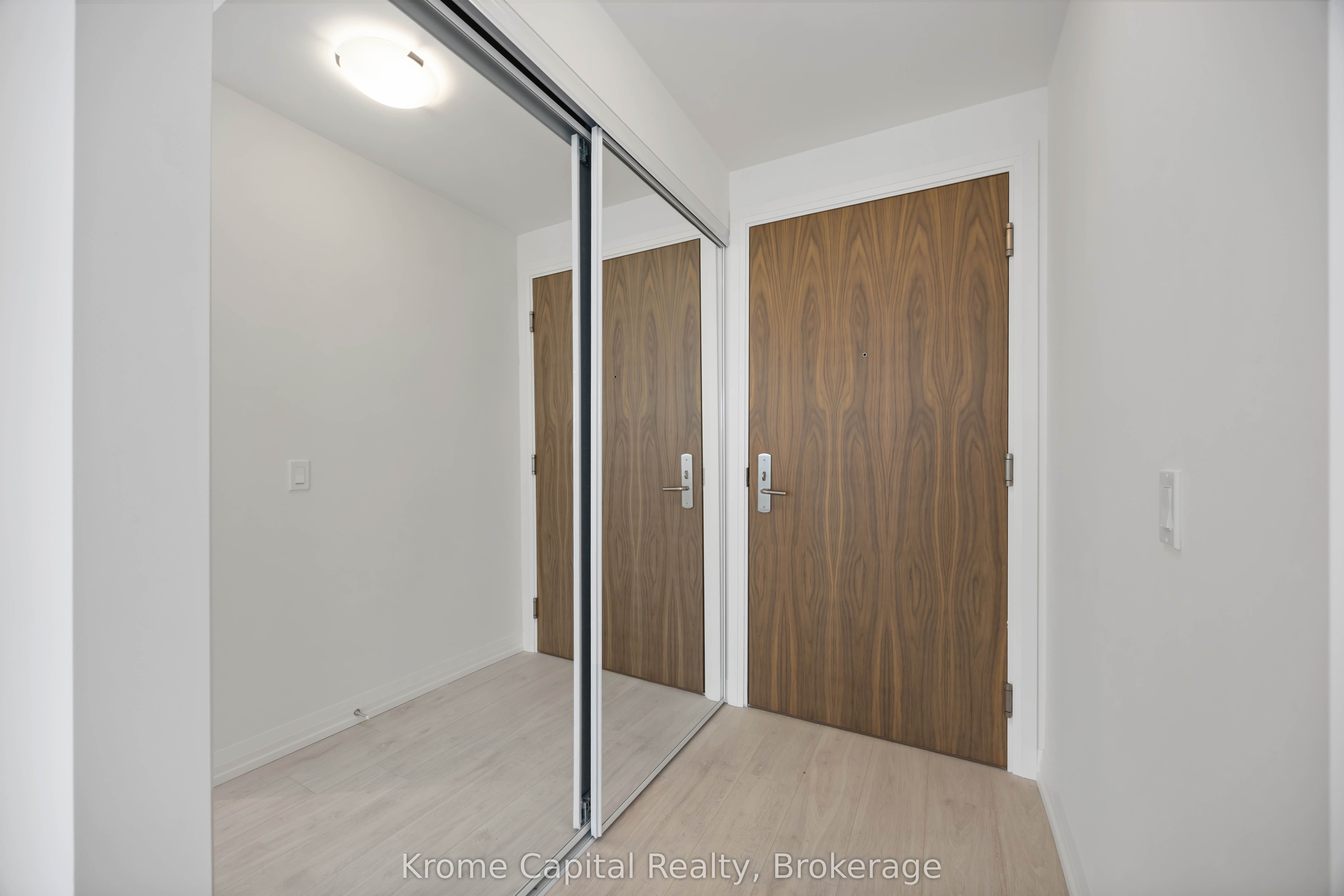 Additional image 3 of 2507-27 Korda Gate, Vaughan, ON, L4K 2M9