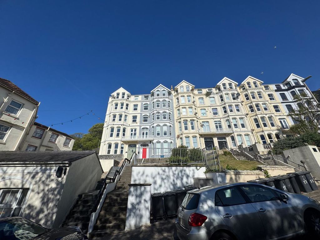 2 bed flat to rentEmpire Terrace, Douglas IM2