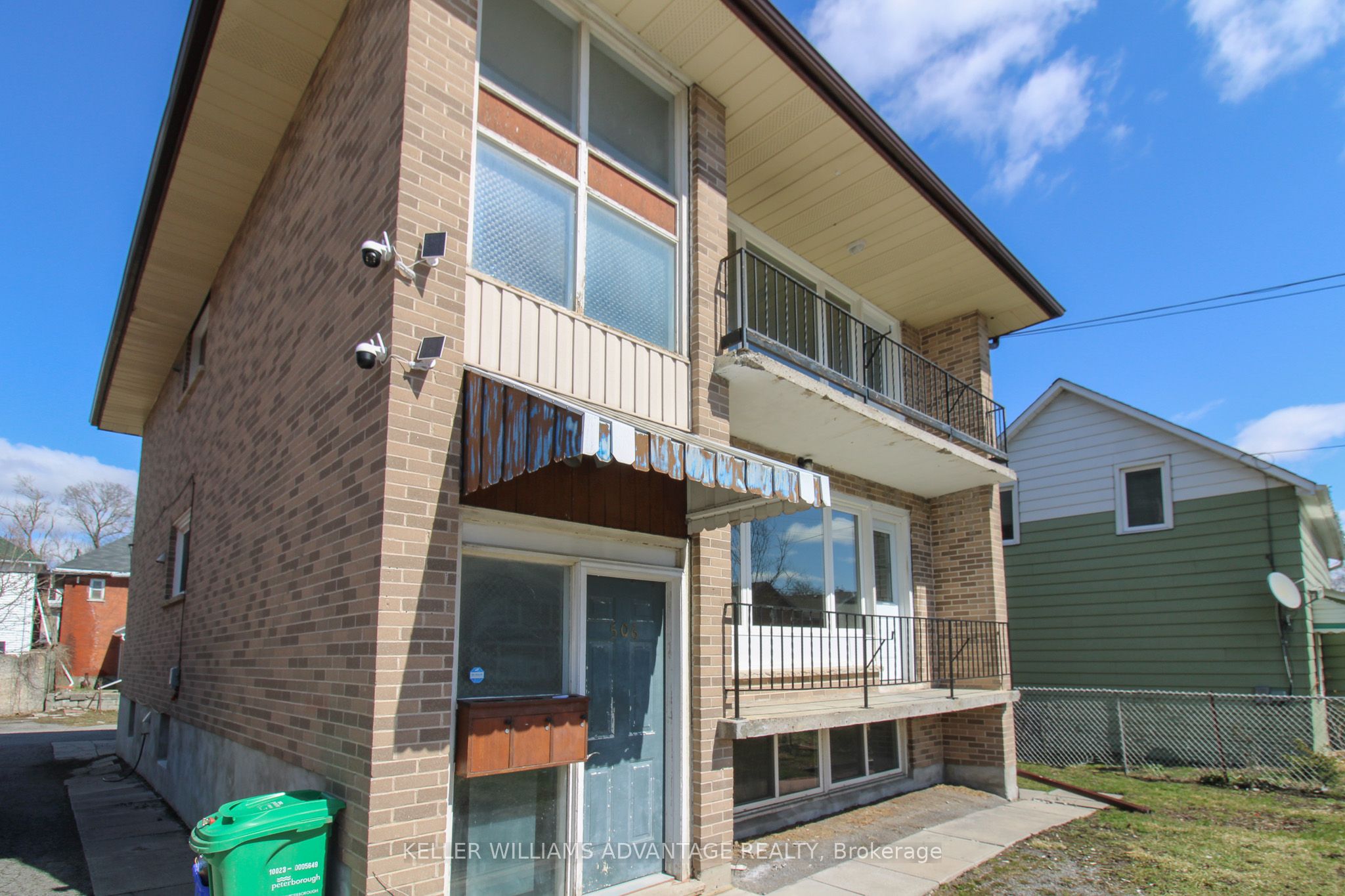 Upper-506 Sherbrooke Street, Peterborough, ON, K9J 2P3