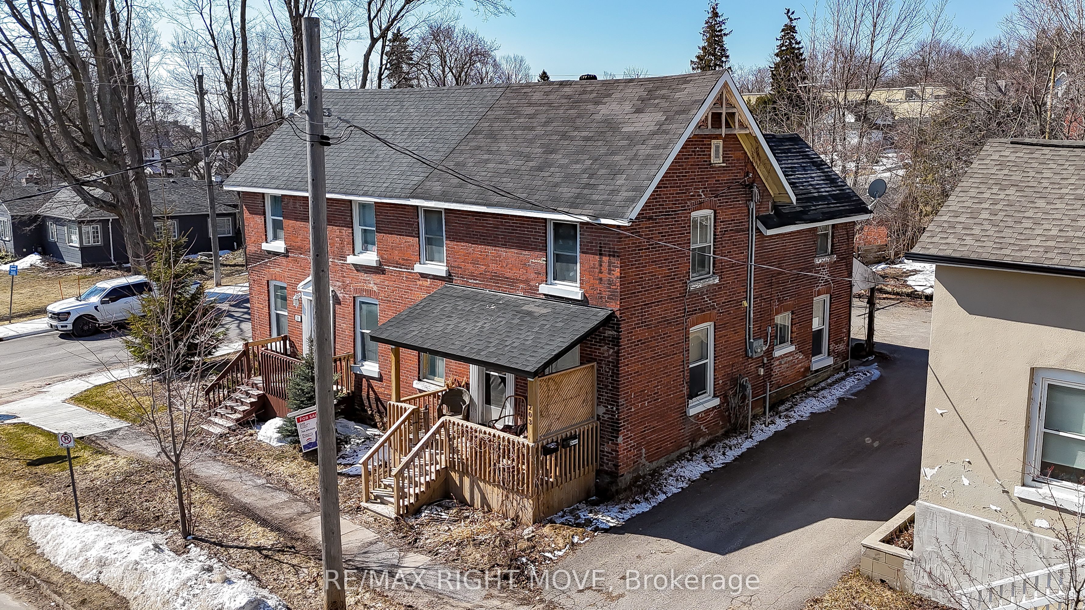 Additional image 2 of 203 Canice Street, Orillia, ON, L3V 4J1