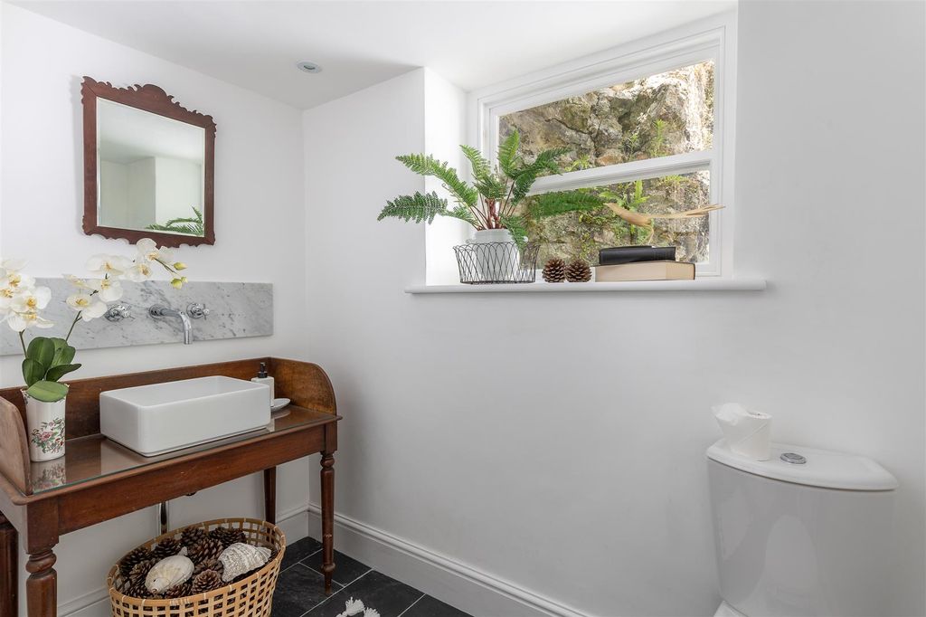 Additional image 17 of 5 bed detached house for saleNiton Undercliff, Isle Of Wight PO38