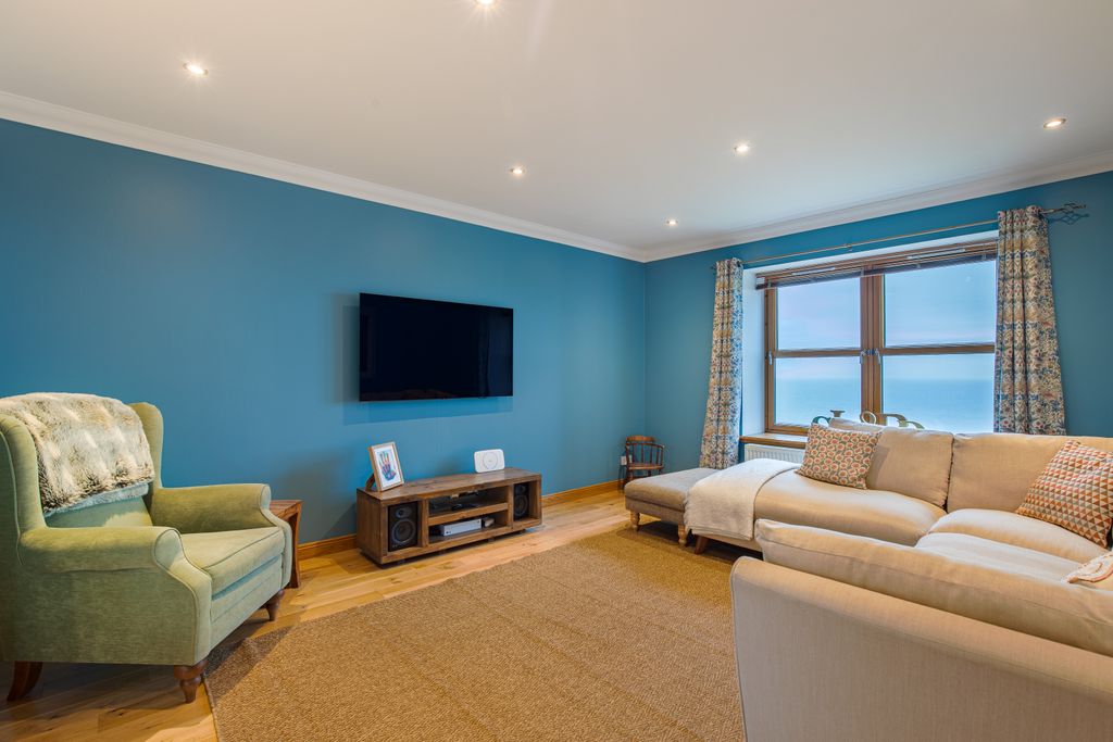Additional image 3 of 4 bed detached house to rentEarnsheugh Place, Aberdeen AB12