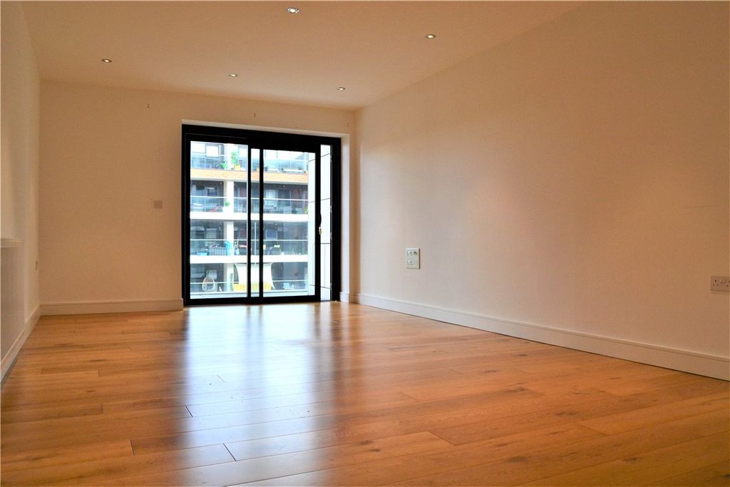Additional image 4 of 1 bed flat to rentKingman Way, Newbury RG14