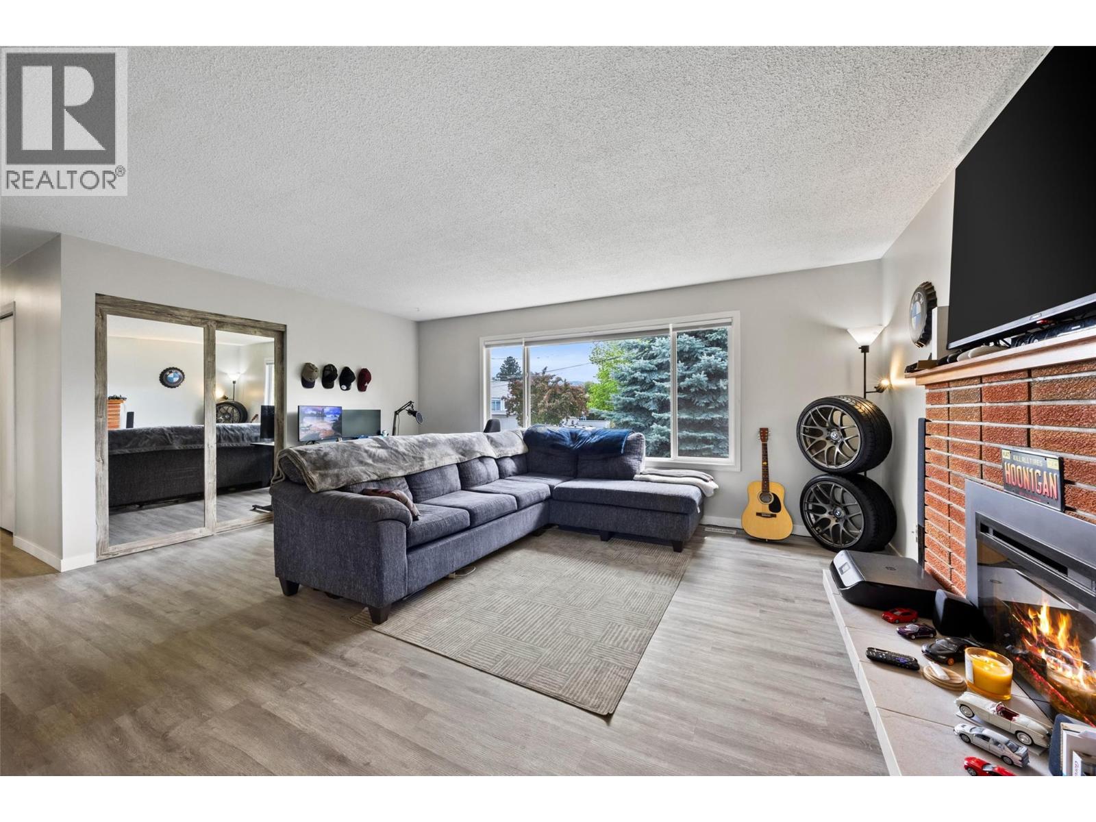 Additional image 4 of 634 Patricia Avenue, Kamloops, BC, V2B7M3