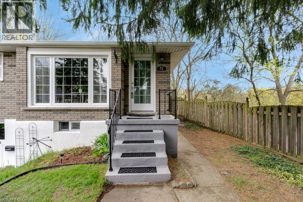 23 Edward Street, Cambridge, ON, N3C 1J8 photo 2