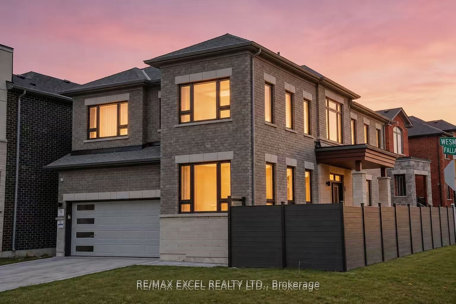 231 Fallharvest Way, Whitchurch-stouffville, ON, L4A 5C2