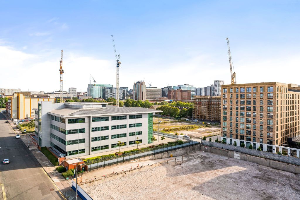 Additional image 22 of 2 bed flat for saleFlat 8/3, 72 Lancefield Quay, Glasgow G3