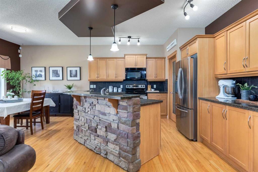Additional image 6 of 195 Willowmere Close, Chestermere, AB, T1X 1S2