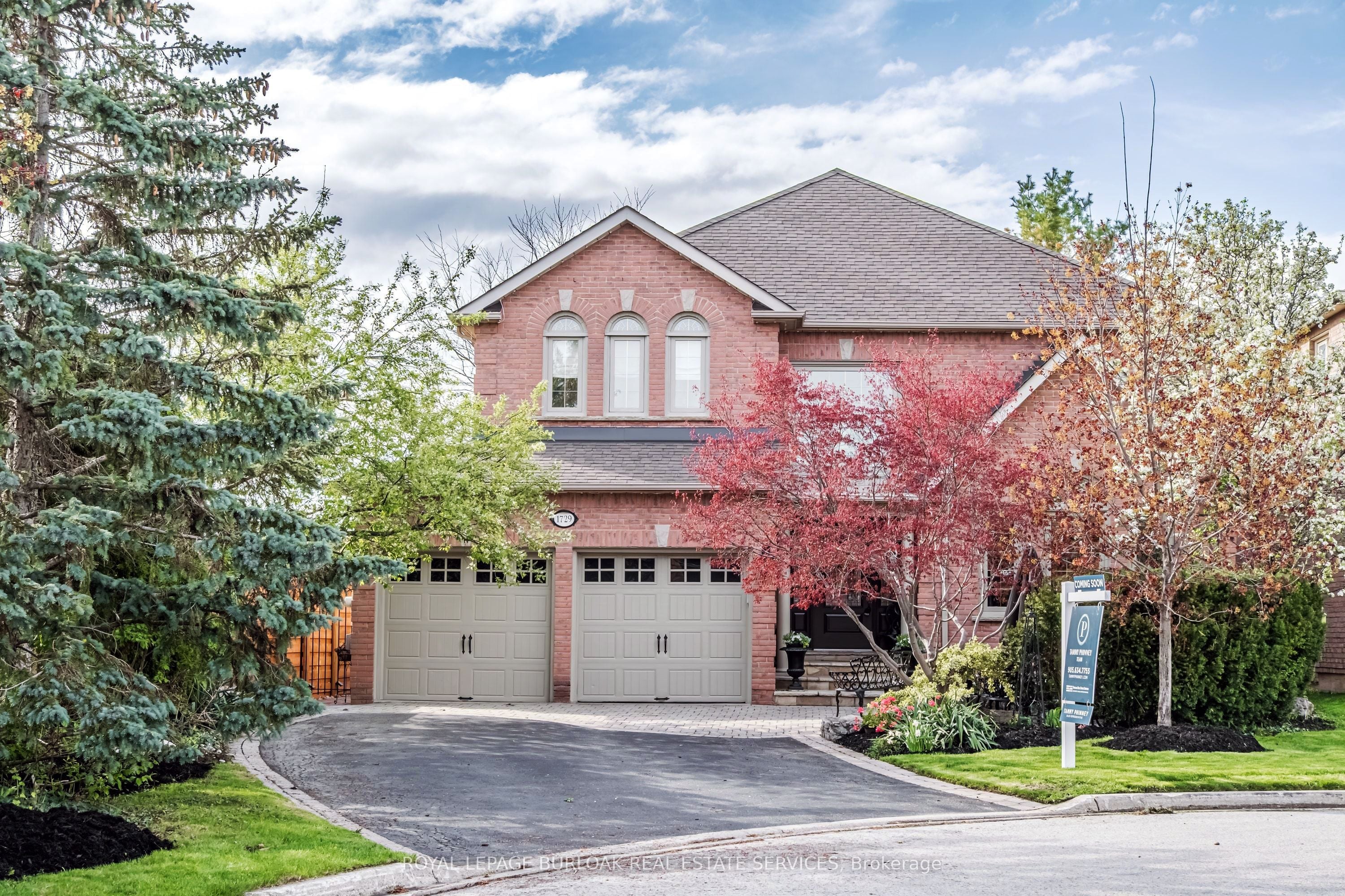 1729 Riverbend Court, Mississauga, ON, L5M 5J1