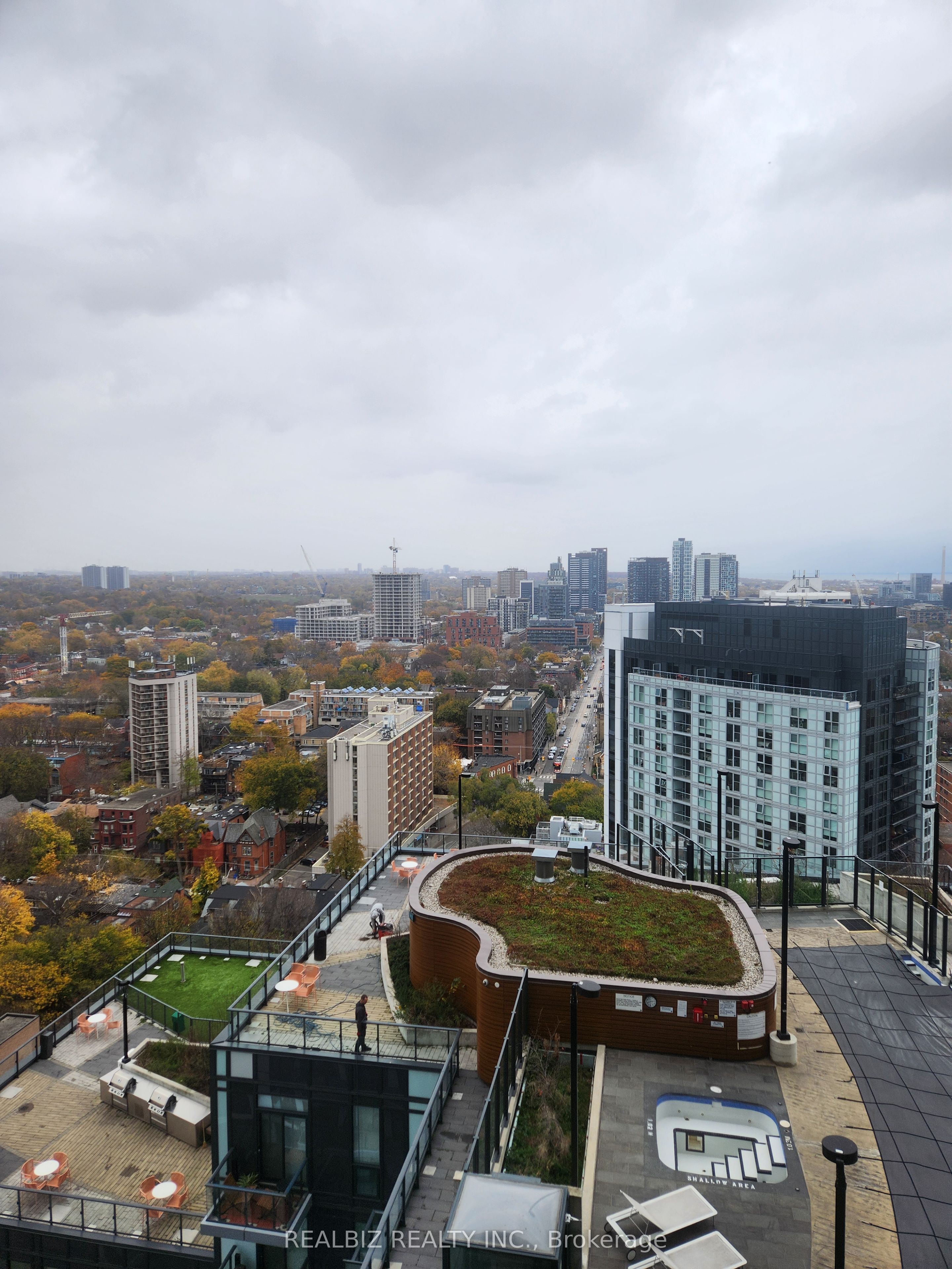 Additional image 3 of 2401-251 Jarvis Street, Toronto, ON, M5B 0C3