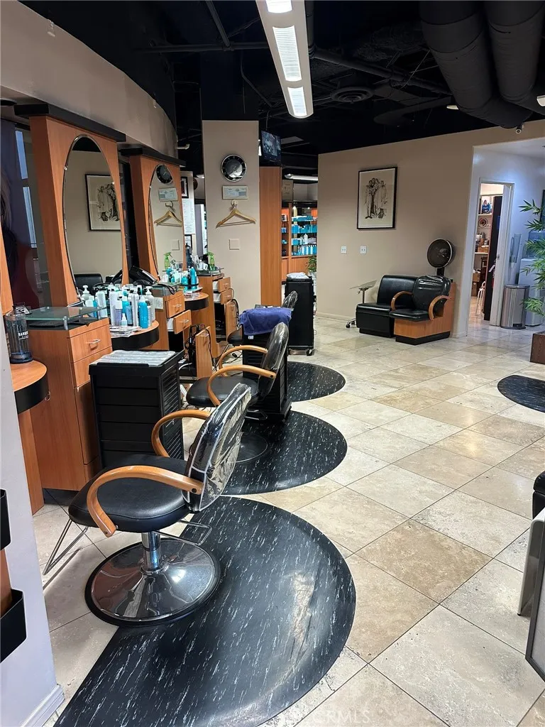 Additional image 54 of , Los Angeles, CA 90071