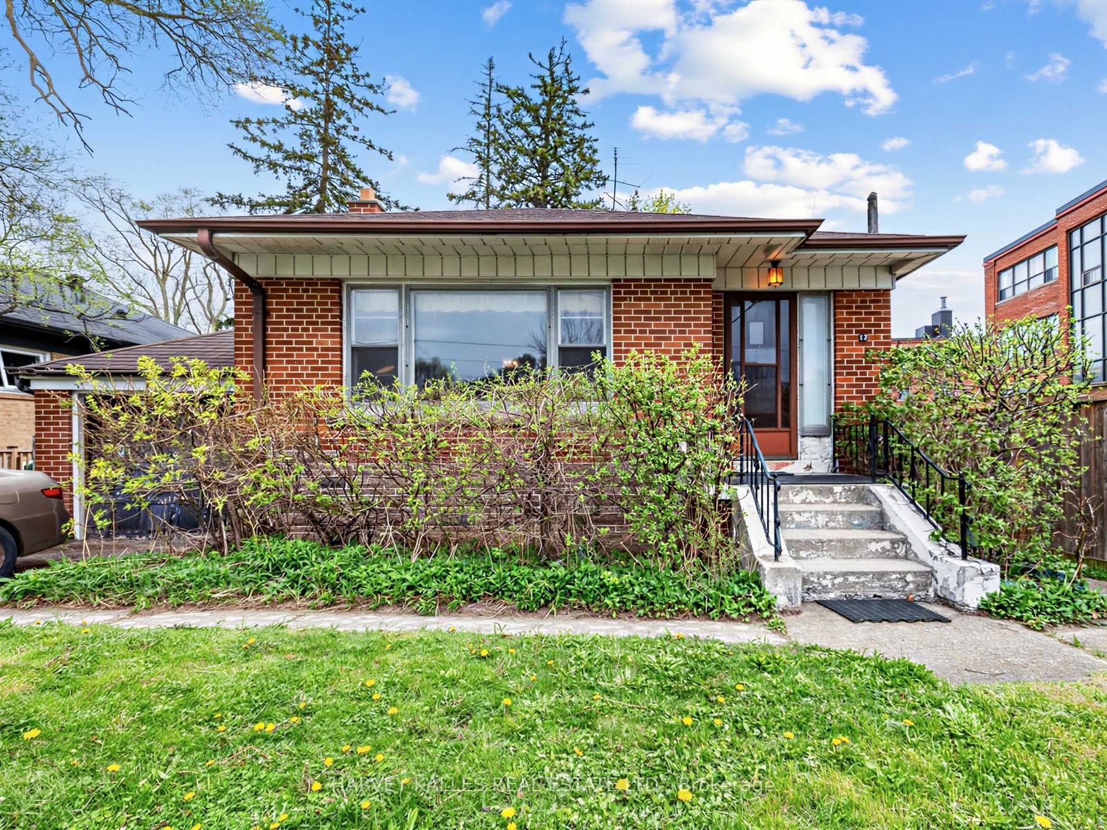Additional image 4 of 12 Invermay Avenue, Toronto, ON, M3H 1Z2