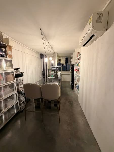 311 Hougang Avenue 5 photo 4