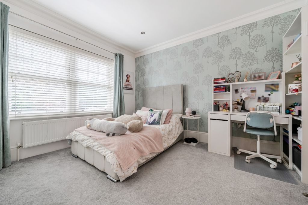 Additional image 21 of 5 bed detached house to rentBarnet Road, Arkley, Barnet EN5