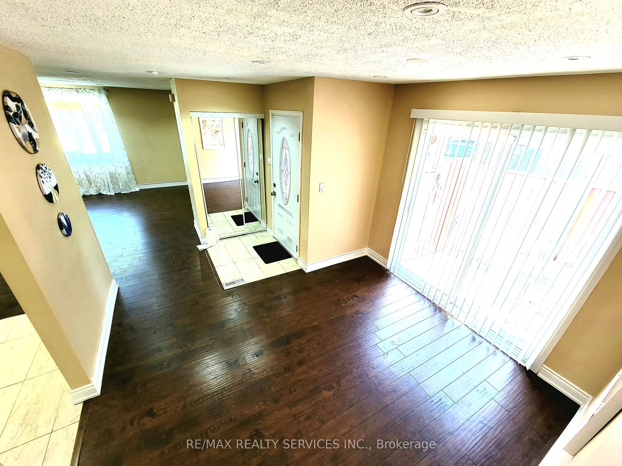 9 Bruce Beer Drive, Brampton, ON, L6V 2W7 photo 4