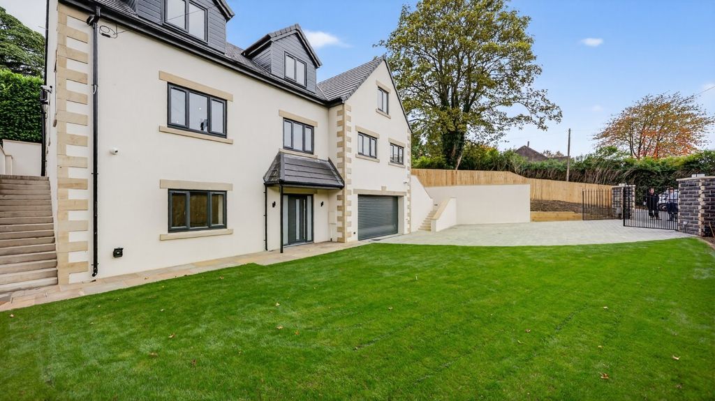 Additional image 30 of 5 bed detached house to rentLeeds Road, Bramhope, Leeds, West Yorkshire LS16
