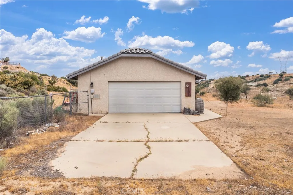 Additional image 26 of 6861 Oak Hill Road, Oak Hills, CA 92344