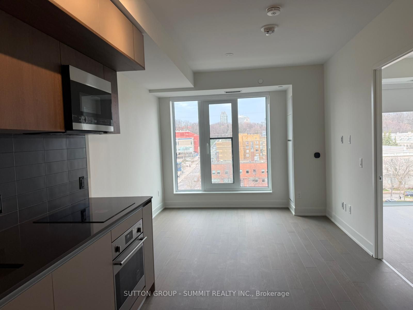 Additional image 4 of 713-322 Dupont Street, Toronto, ON, M5R 1V9