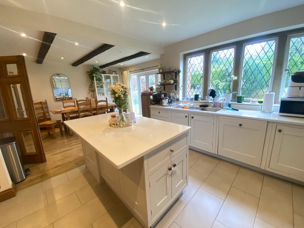 Additional image 6 of 5 bed detached house to rentRossett Holt Grove, Harrogate HG2