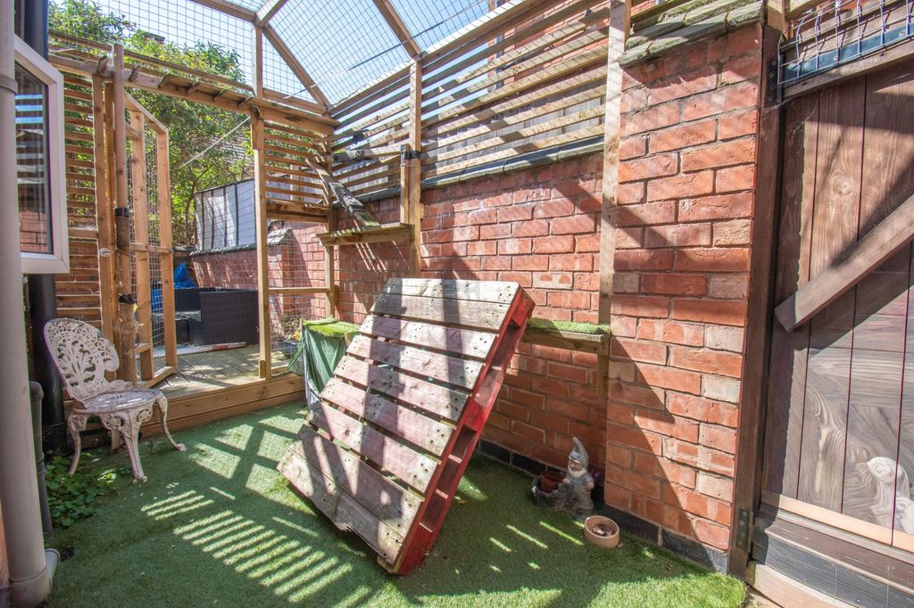 Additional image 10 of 2 bed terraced house for salePaget Road, Leicester LE3