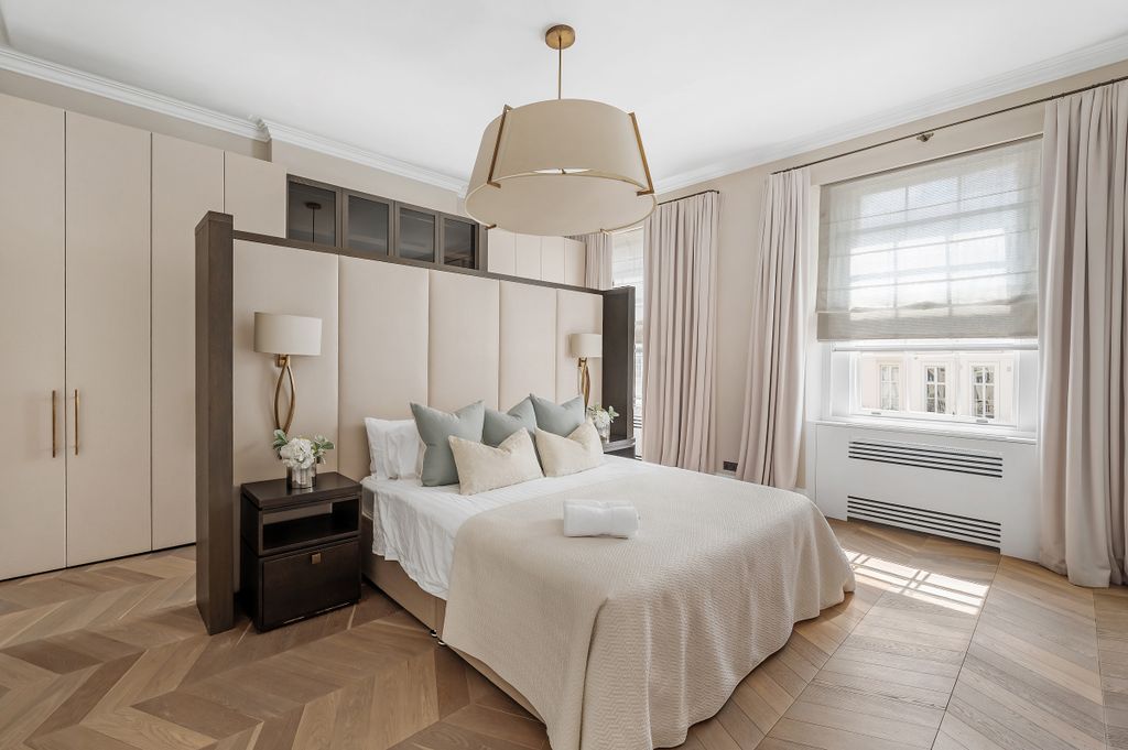 Additional image 6 of 3 bed flat to rentEaton Place, Belgravia SW1X