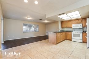 Additional image 5 of 3413 SE 11th Ave, Cape Coral, FL, 33904