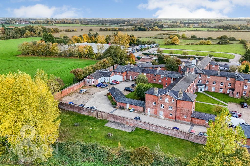 Additional image 17 of 2 bed flat for saleHillcrest Court, Ipswich Road, Pulham Market, Diss IP21