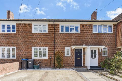 Carlton Park Avenue, Raynes Park SW20