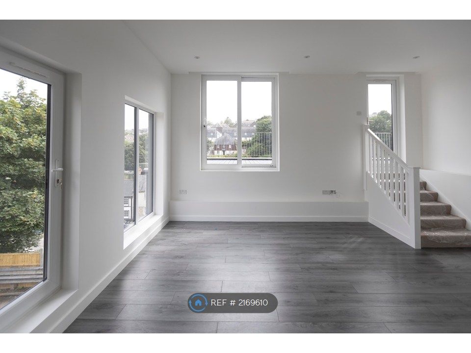 2 bed flat to rentThe Headlands, Penryn TR10