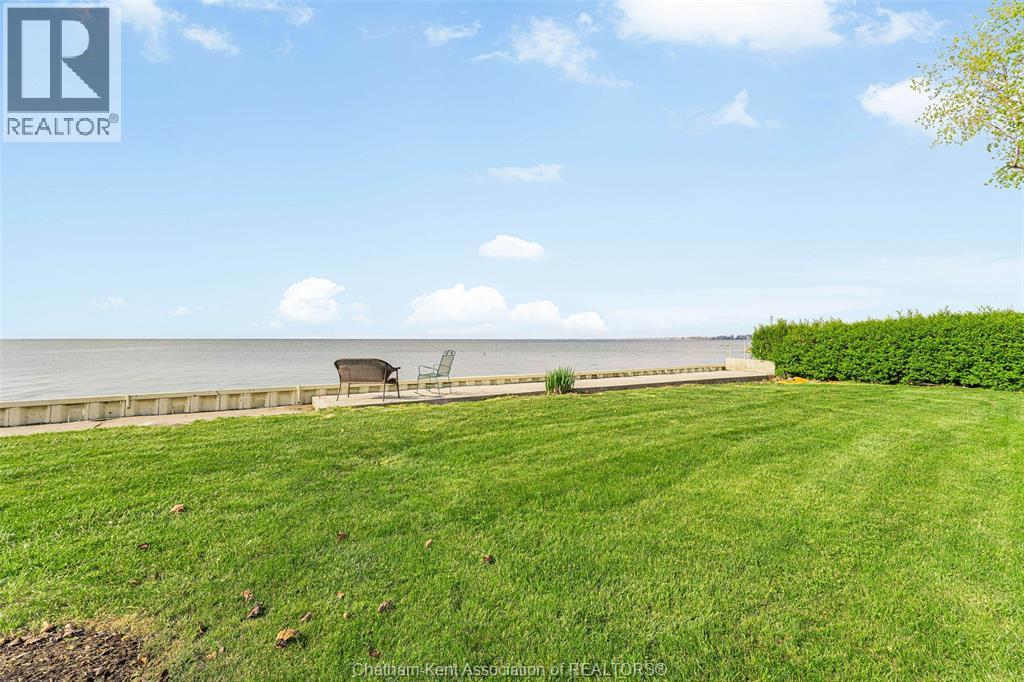 85 ISLAND CRESCENT