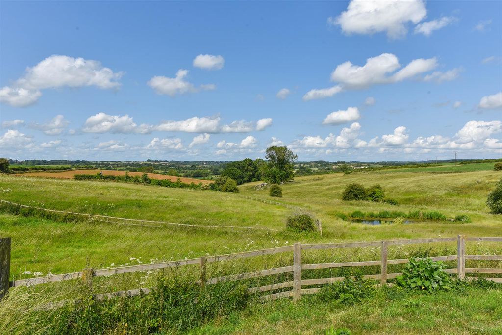 Additional image 4 of 5 bed barn conversion for saleFrog Hall, Brixworth, Northampton NN6