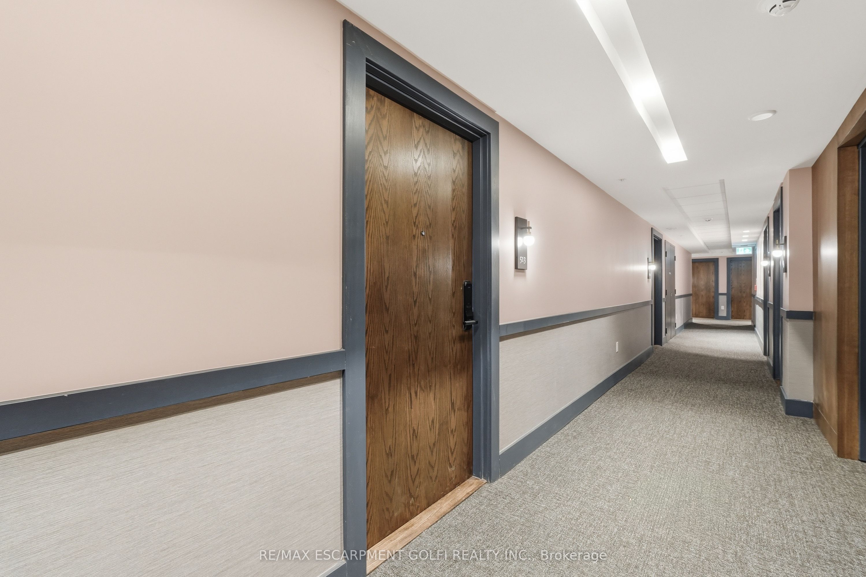Additional image 5 of 513-2782 Barton Street E, Hamilton, ON, L8E 2J8