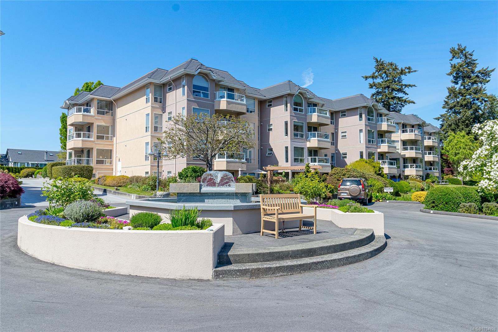 1168-2600 Ferguson Road, Central Saanich, BC, V8M 2C1