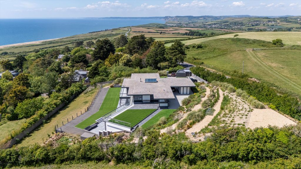 5 bed detached house for saleCoast Road, Burton Bradstock, Bridport, Dorset DT6