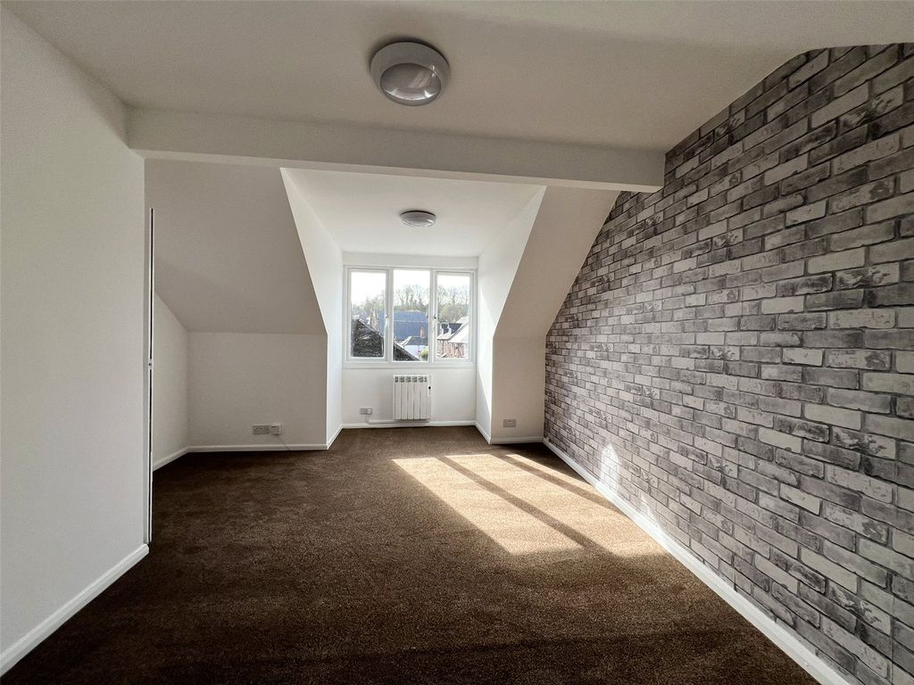 Additional image 3 of 1 bed flat to rentHigh Street, Williton, Somerset TA4