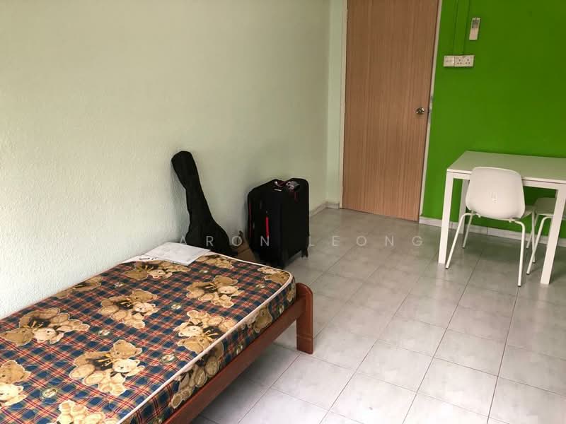 210 Hougang Street 21 photo 4