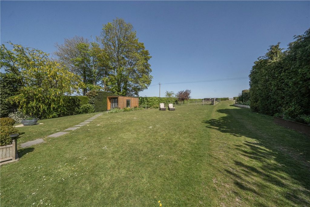 Additional image 16 of 4 bed detached house to rentSchool Lane, Boxford, Newbury, Berkshire RG20