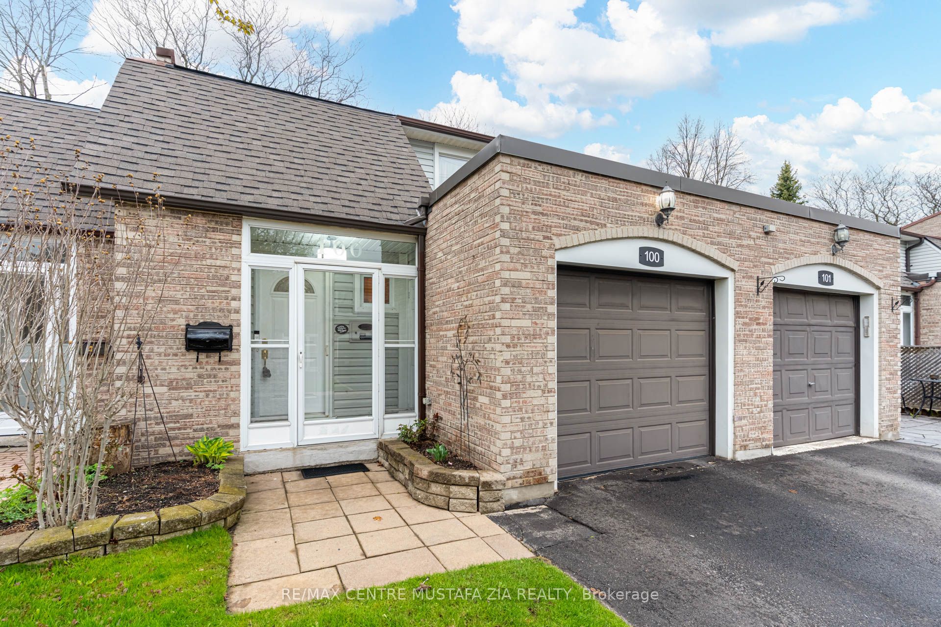 Additional image 3 of 100-2440 Bromsgrove Road, Mississauga, ON, L5J 4J7