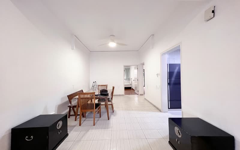 60 Farrer Road photo 3