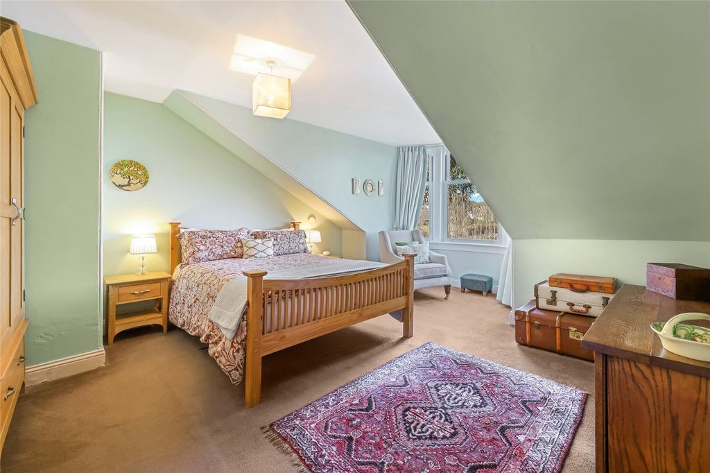 Additional image 8 of 4 bed flat for saleBentinck Street, Greenock, Inverclyde PA16