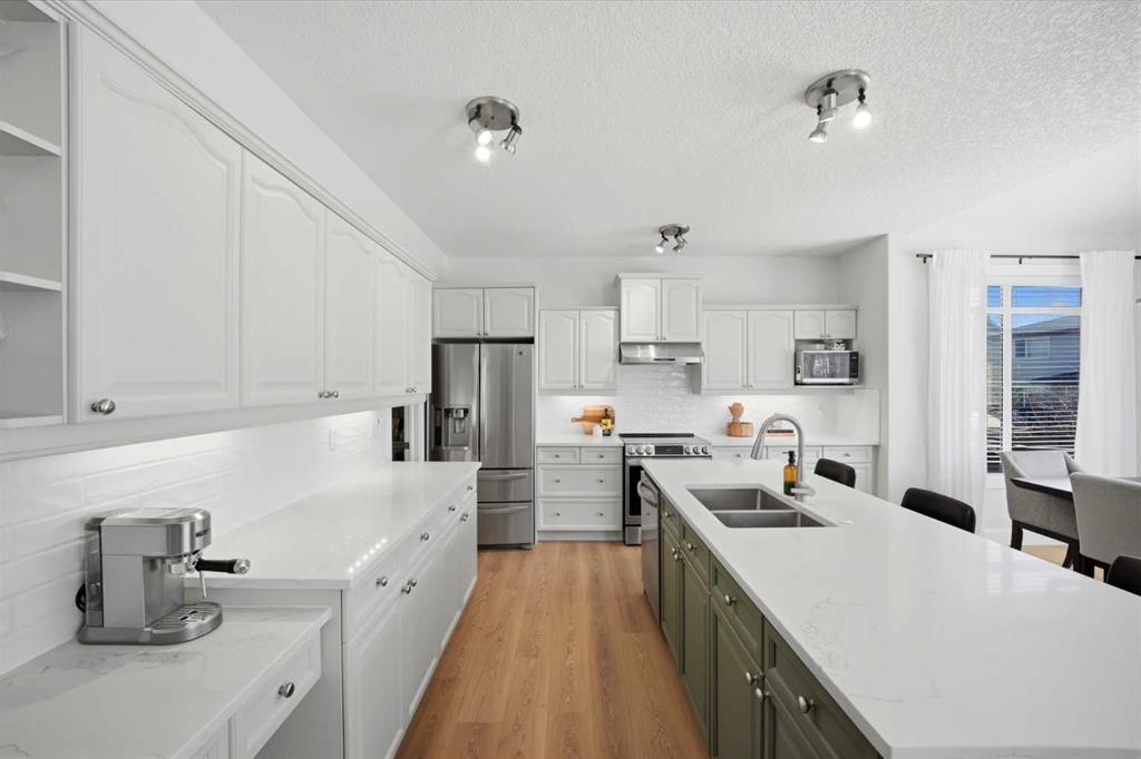 Additional image 3 of 373 Sagewood Drive SW, Airdrie, AB, T3G 0L1
