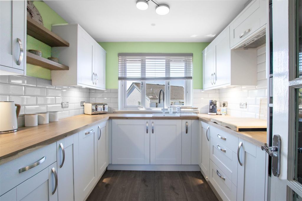 Additional image 4 of 2 bed flat to rentMcintosh Quadrant, Bellshill ML4