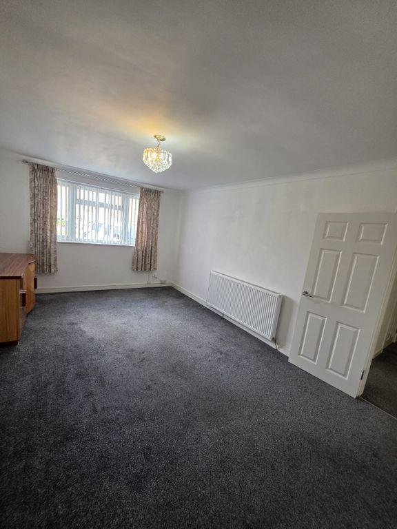 Additional image 7 of 2 bed flat to rentAlbert Drive, Deganwy LL31