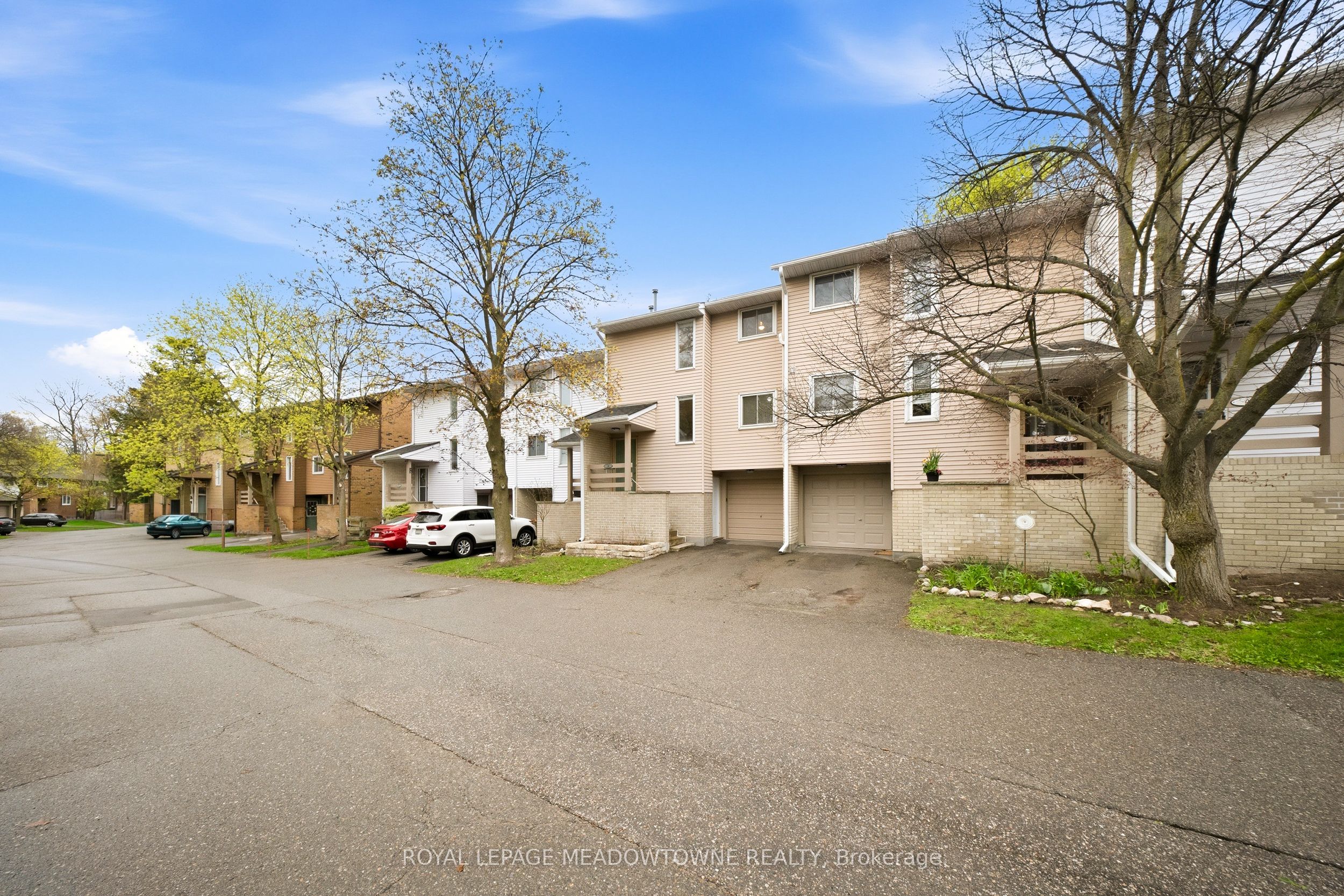 Additional image 3 of 8 Lynden Circle, Halton Hills, ON, L7G 4Y8