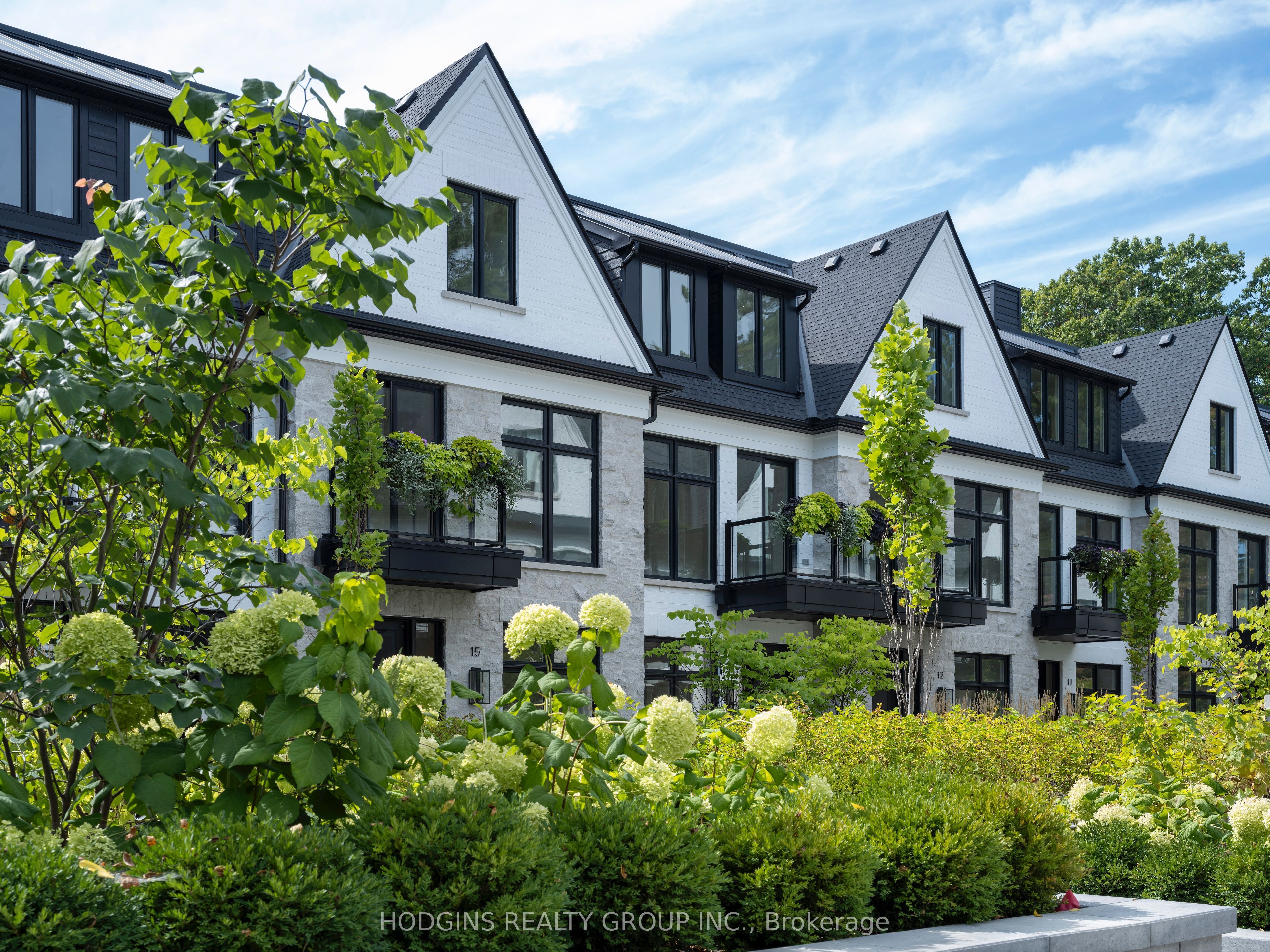 4-1136 Mona Road, Mississauga, ON, L5G 0C8