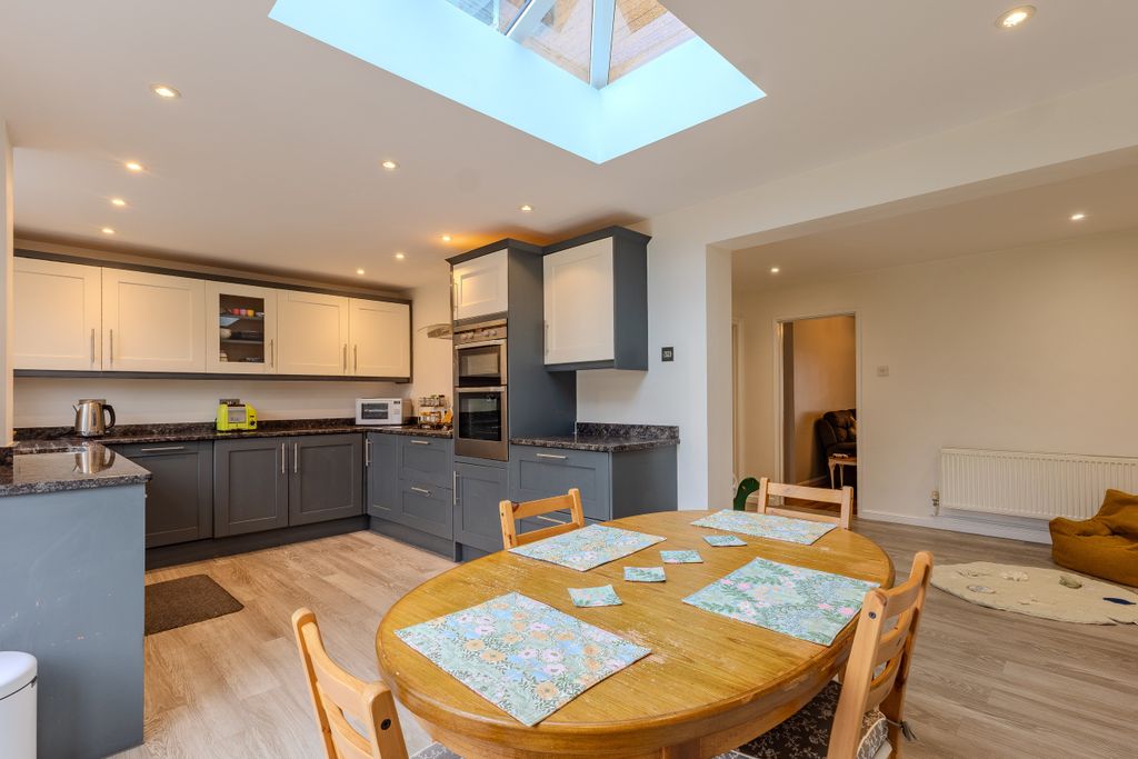 Additional image 2 of 3 bed detached house for saleQueenswood Drive, Hampton Dene, Hereford HR1